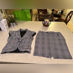 Rampage Skirt Suit Set - Size Small 3